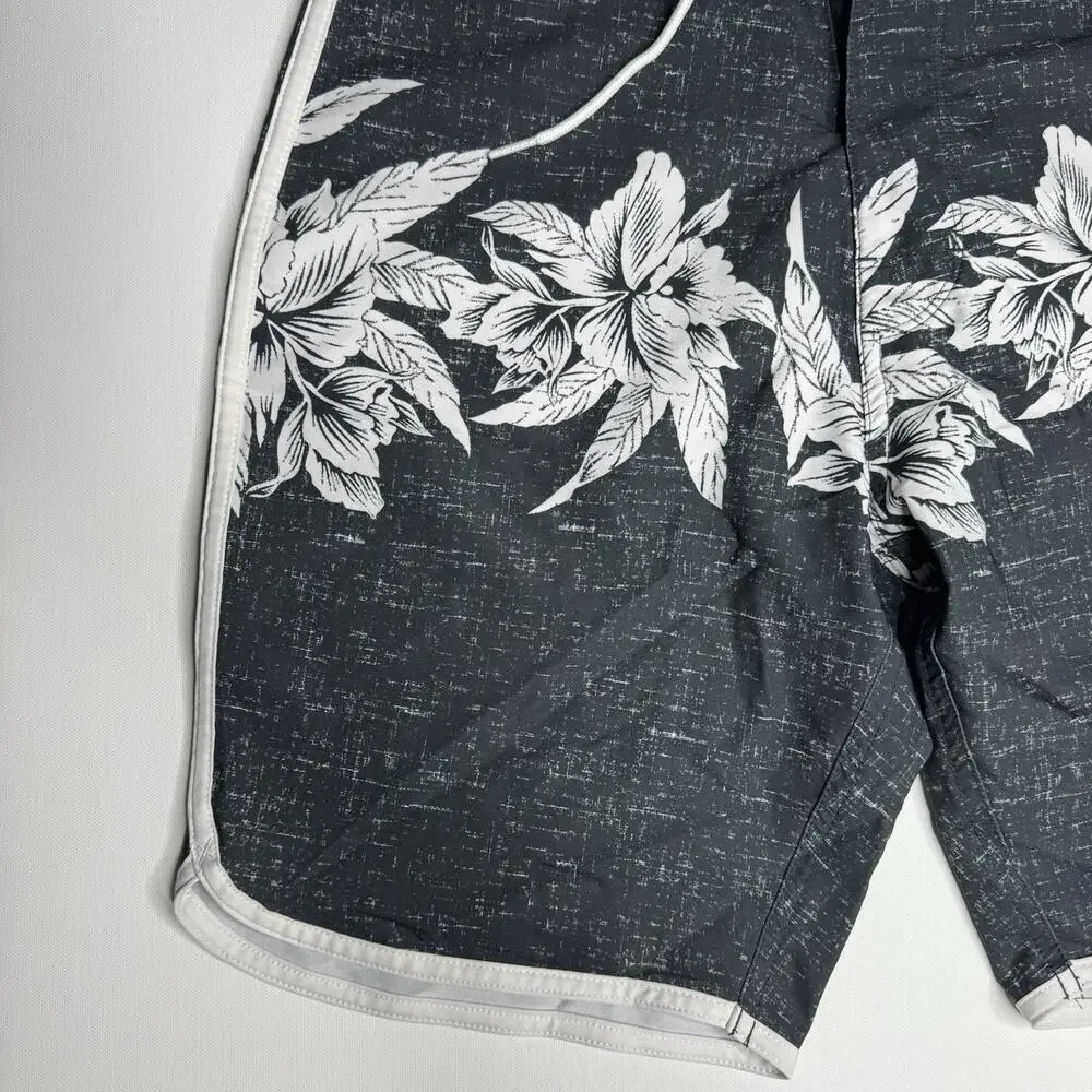 Old Navy California Floral Board Shorts Men’s Size 30 Black White Swim Trunks